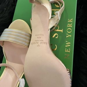 A nice brand-new kate  spade sandal multicolored
